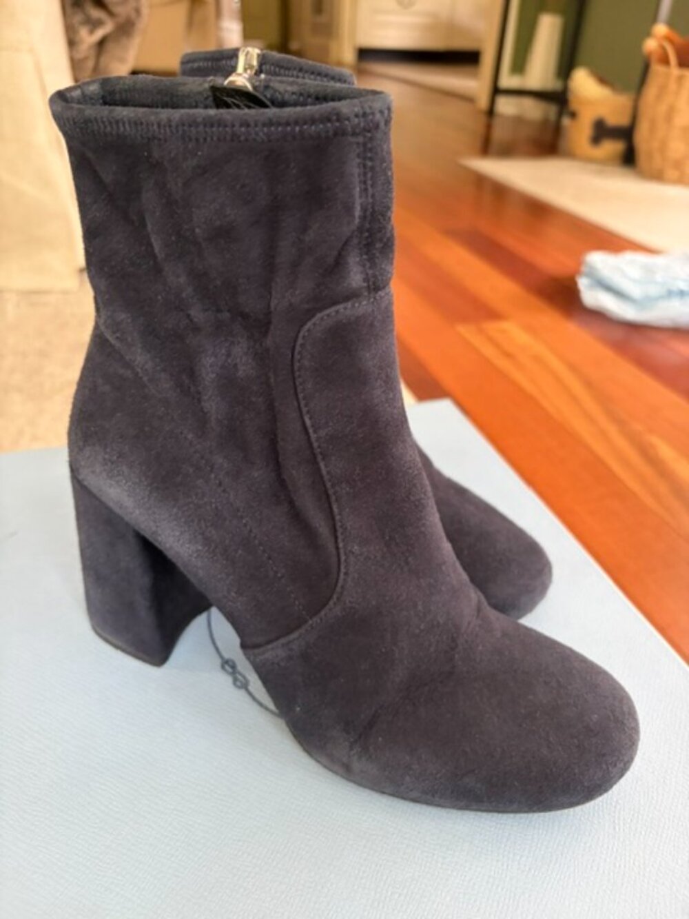 Prada booties - Picture 3 of 5
